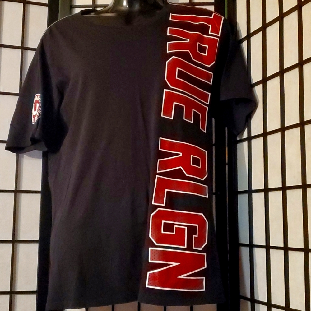 True religion T-shirt size XL